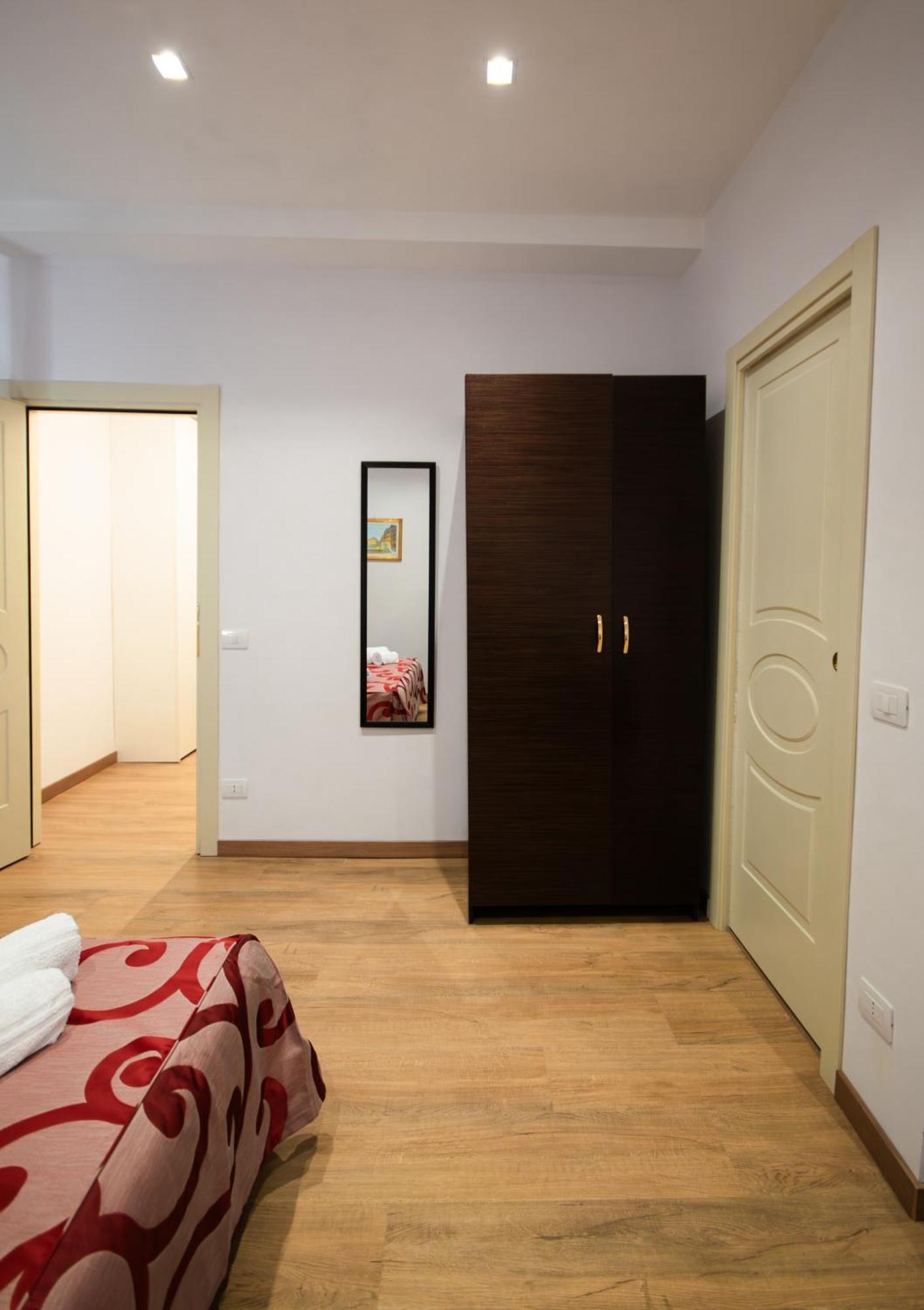 Mbs Marconi Bridge Suites Guest House Рим Екстериор снимка